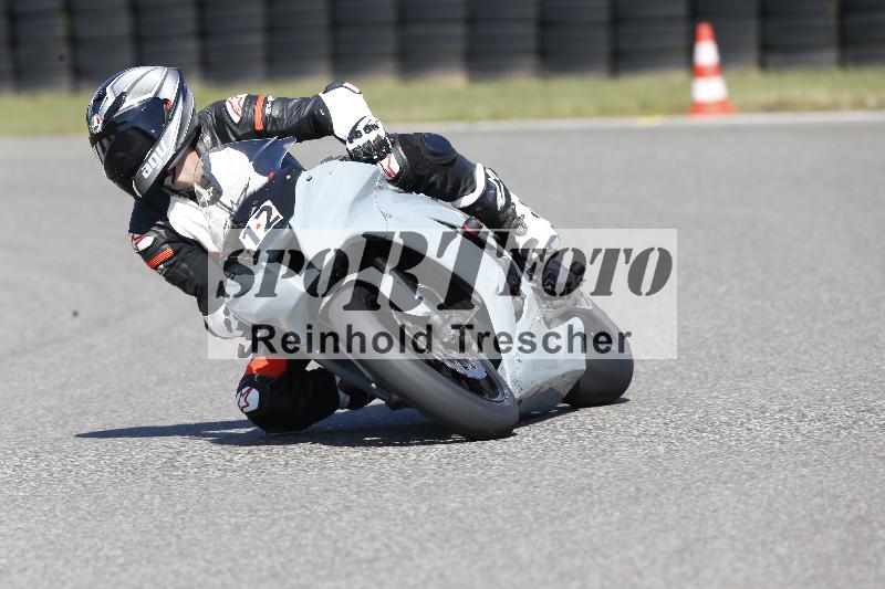 Archiv-2025/49 26.08.2025 Cornu Master School ADR/rot-rouge/12